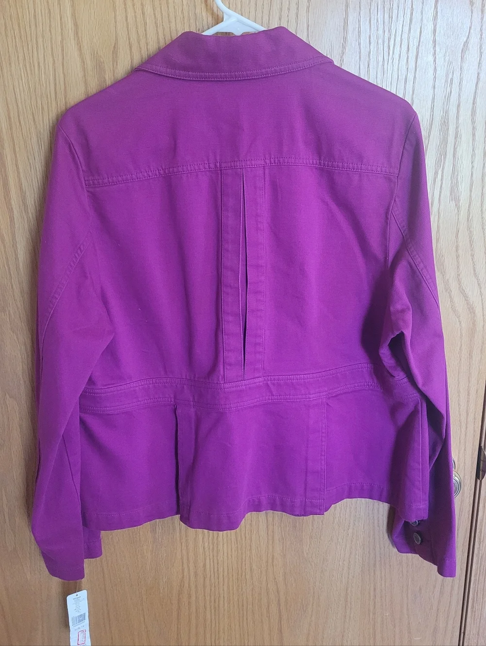 Beautiful Jacket - Picture 2 of 2